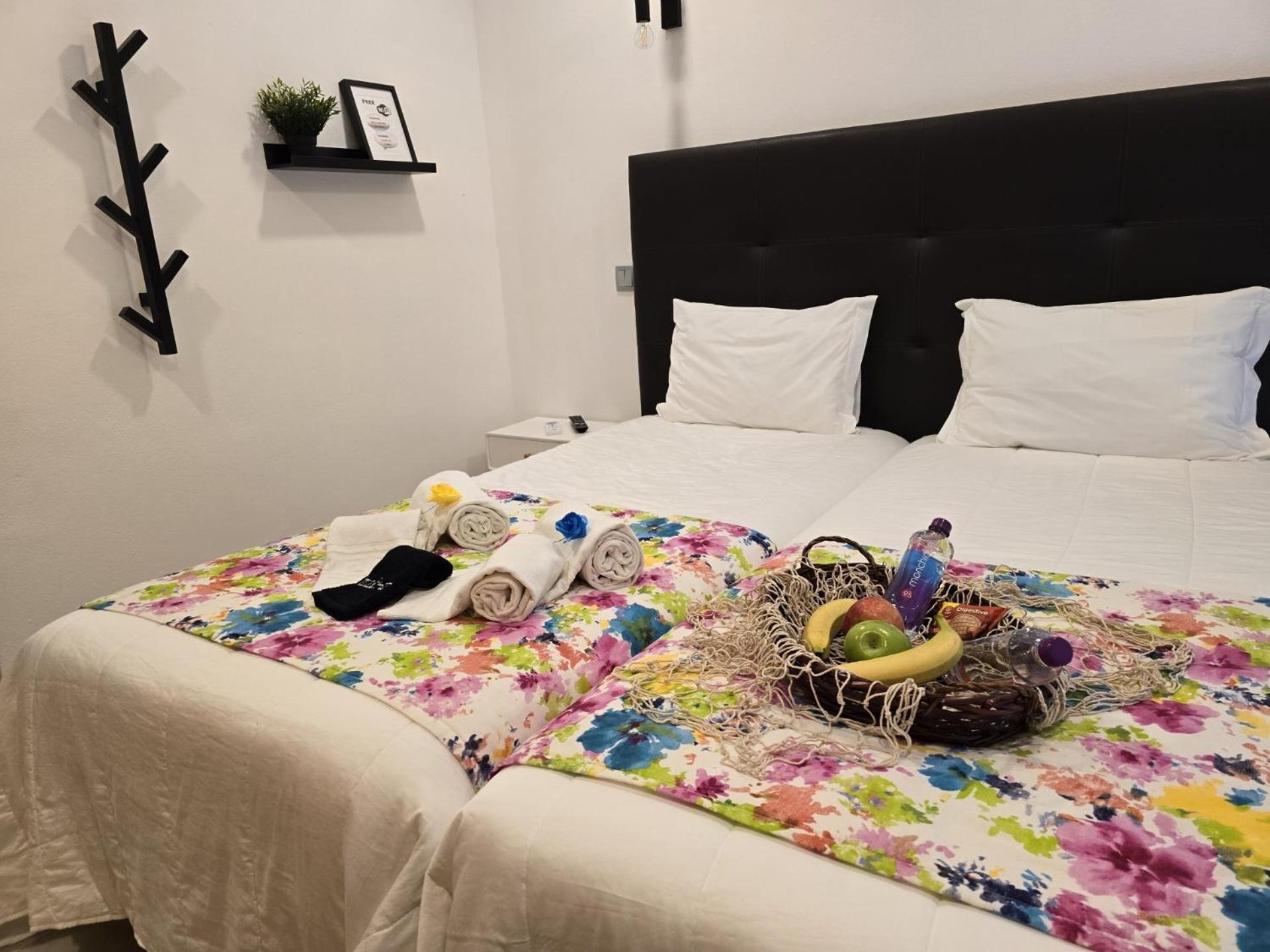 Lc'S Guesthouse Лагуш Экстерьер фото